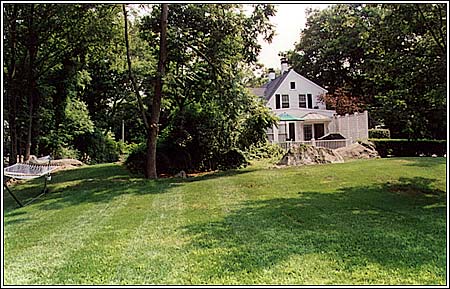 View 11 - 183 South Main Street