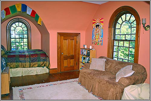 View 19 - 303 Forest Avenue
