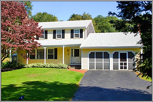 View 1 - 15 Forest Avenue
