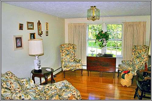 View 6 - 15 Forest Avenue