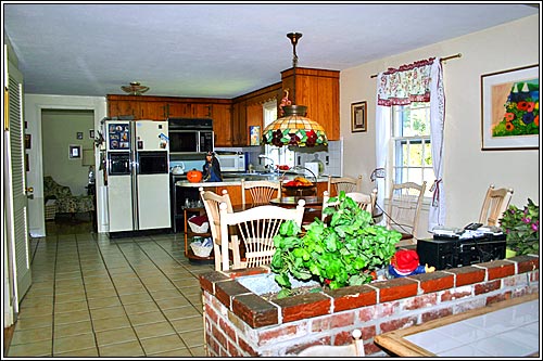 View 9 - 15 Forest Avenue