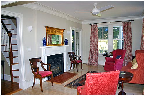View 10 - 7 Spring Street
