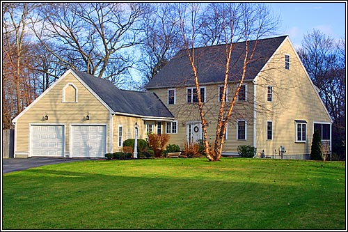 View 1 - 93 Pratt Road