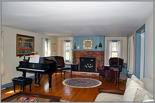 View 4 - 14 Bayberry Lane