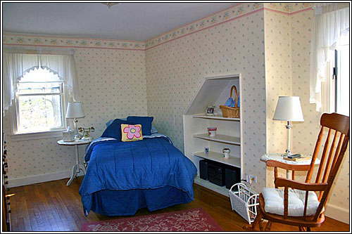 View 17 - 14 Bayberry Lane