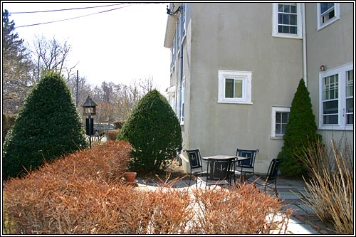 View 3 - 79 North Main Street