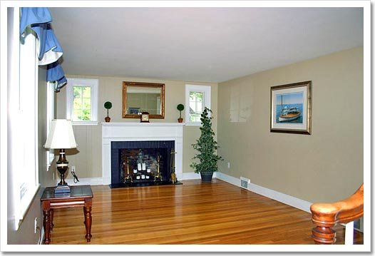 View 3 - 15 Puritan Road
