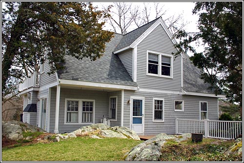 View 4 - 324 North Main Street