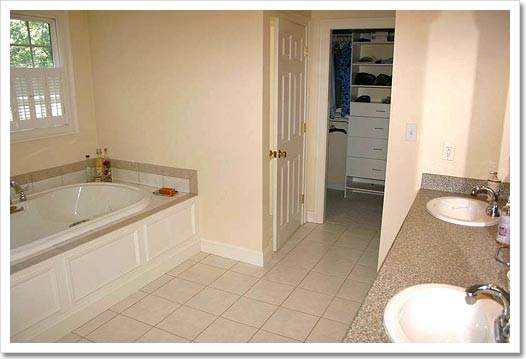 View 17 - 20 Ledgewood Farm Drive