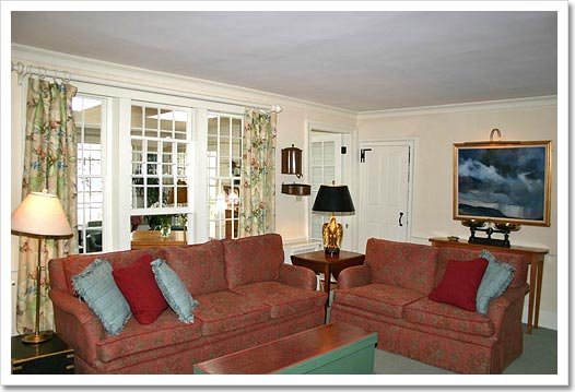 View 12 - 130 North Main Street