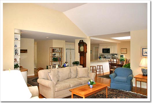 View 12 - 60 Pond Street