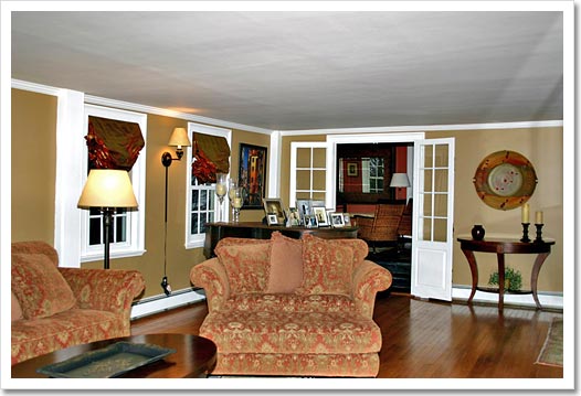 View 13 - 405 South Main Street