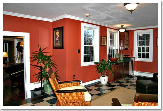 View 14 - 405 South Main Street