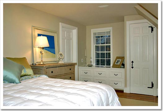 View 28 - 405 South Main Street