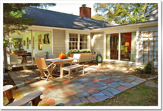 View 18 - 269 Forest Avenue
