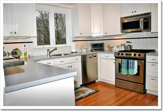 View 9 - 251 Pond Street