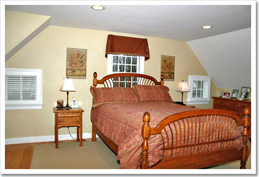 View 17 - 251 Pond Street