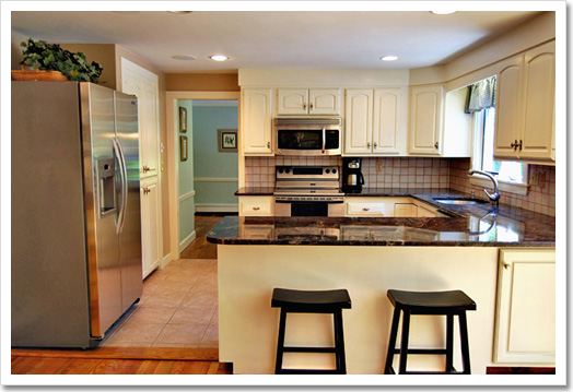 View 17 - 231 Forest Avenue