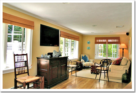 View 13 - 263 Forest Avenue
