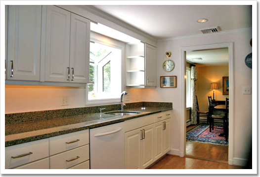 View 18 - 263 Forest Avenue