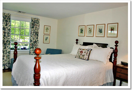 View 22 - 263 Forest Avenue