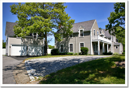 View 1 - 46 Elm Court