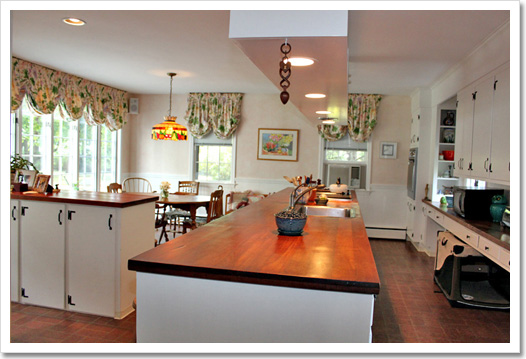 View 12 - 109 North Main Street