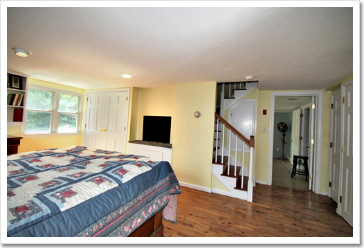 View 31 - 137 Nichols Road