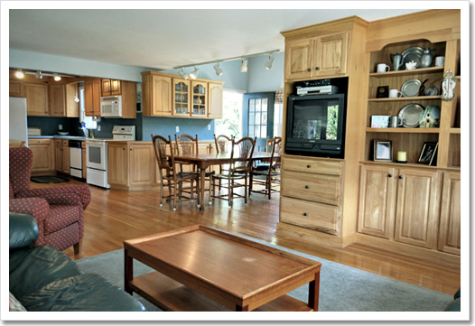 View 9 - 12 Hillside Drive