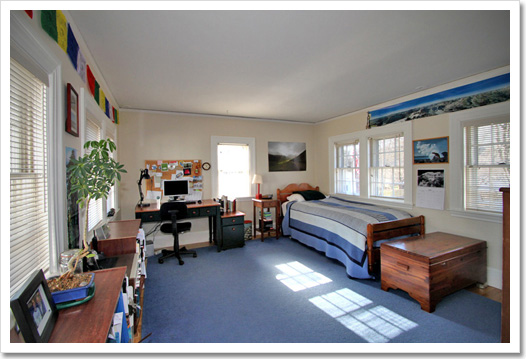 View 25 - 69 Summer Street