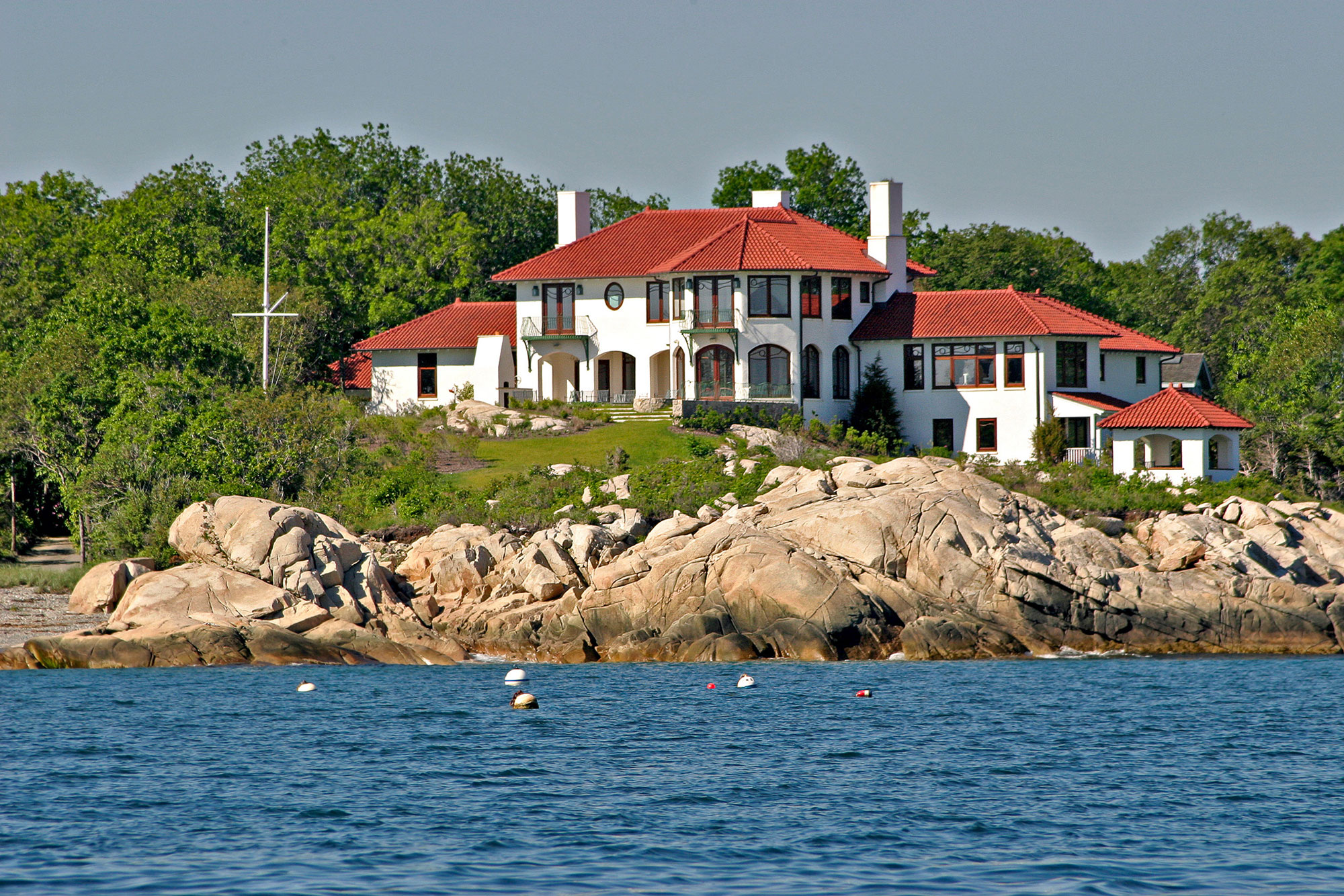 Dean & Hamilton Compass, a full service residential real estate company located in Cohasset