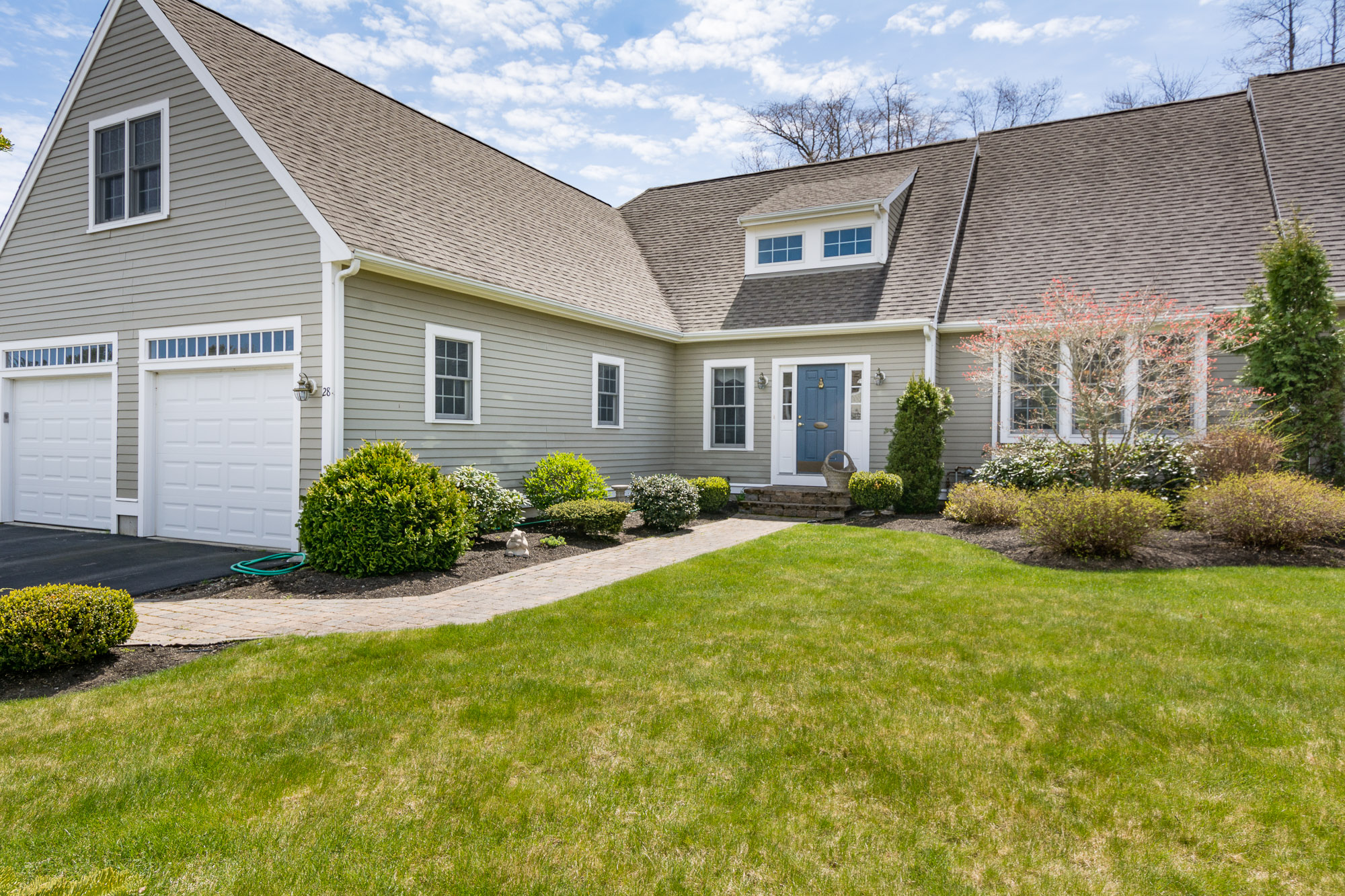 28 Doctors Hill Drive, Scituate