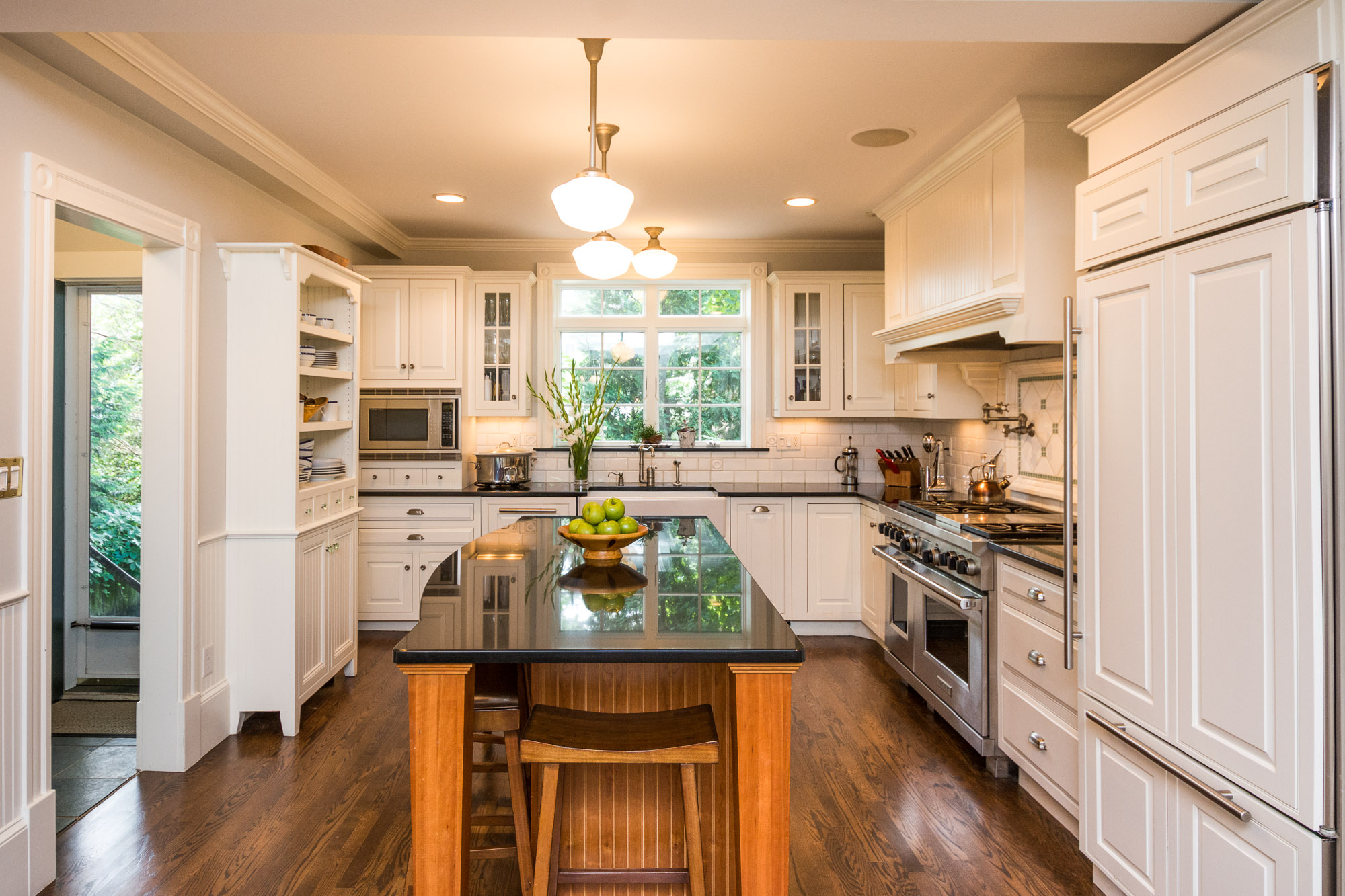 11 Elm Court, Cohasset at Dean and Hamilton Compass