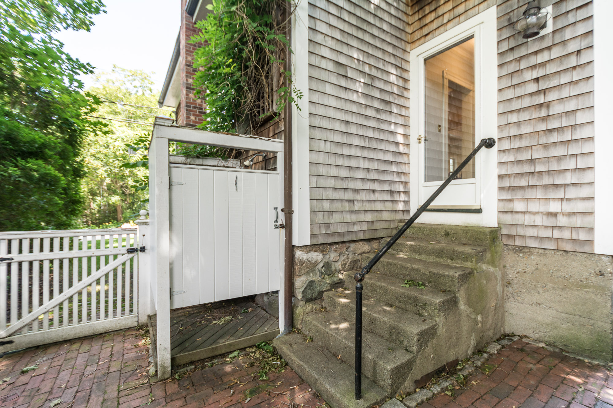 11 Elm Court, Cohasset at Dean and Hamilton Compass