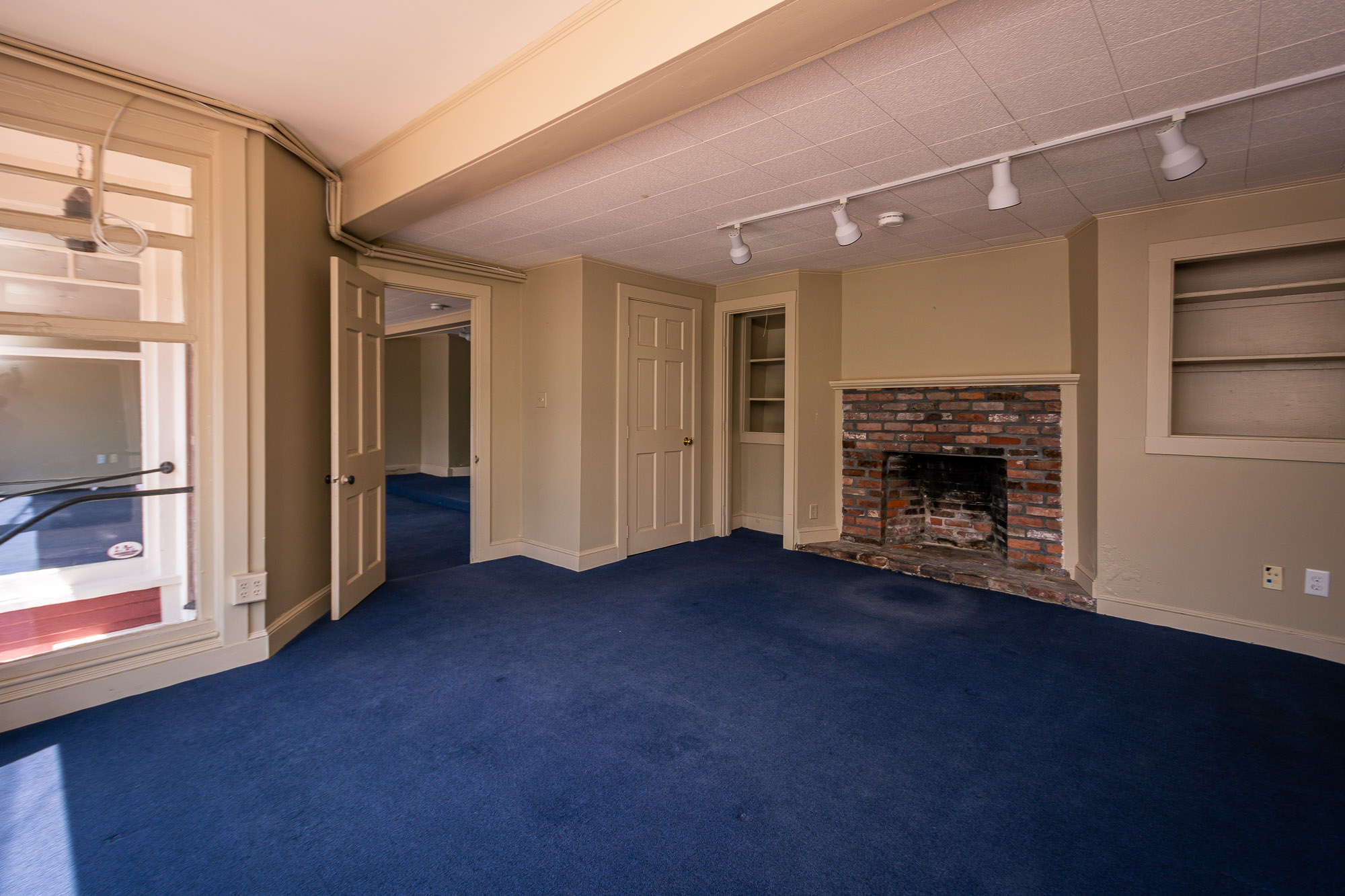 26 South Main Street, Cohasset at Dean and Hamilton Compass