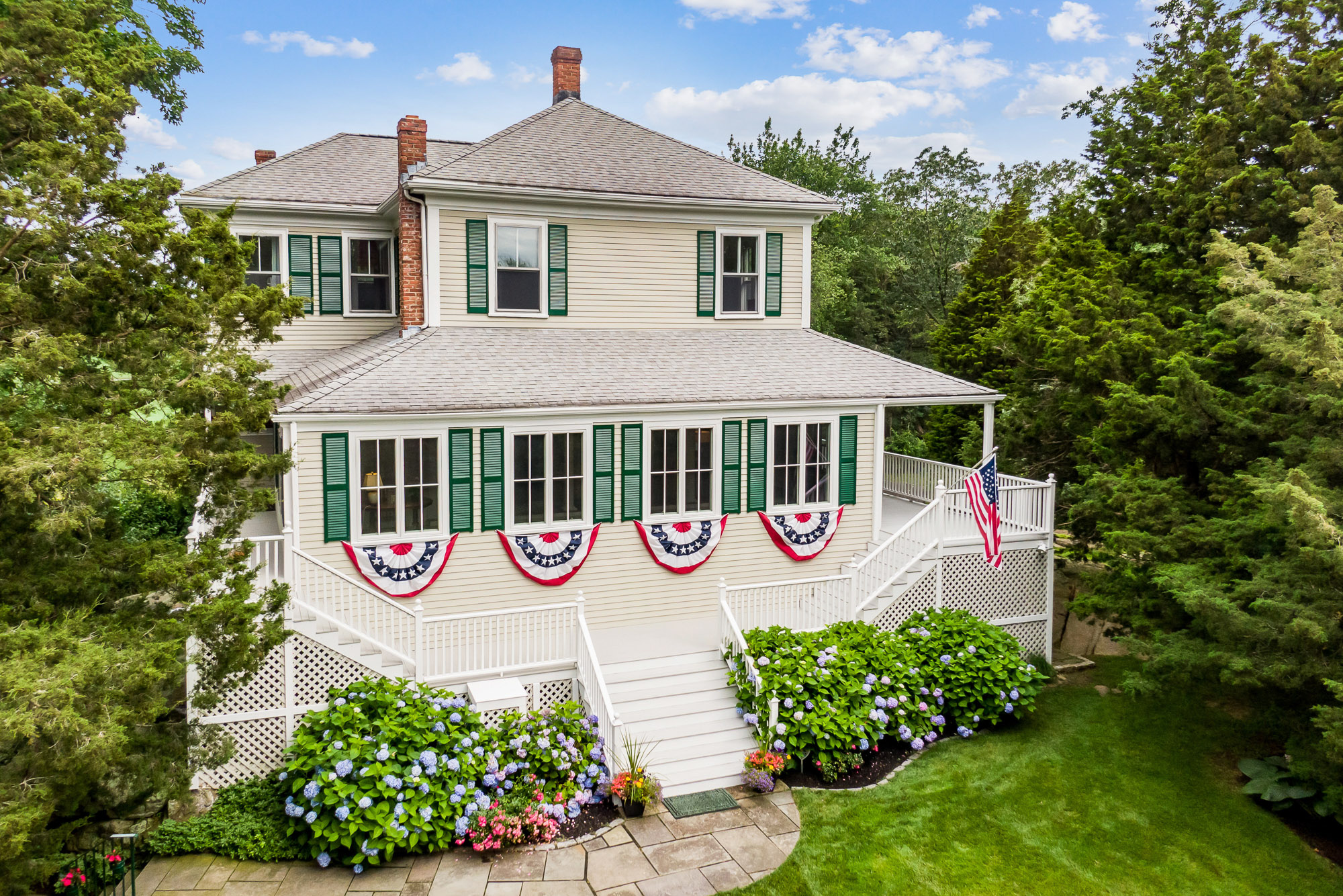 76 Road, North Scituate at Dean and Hamilton Compass