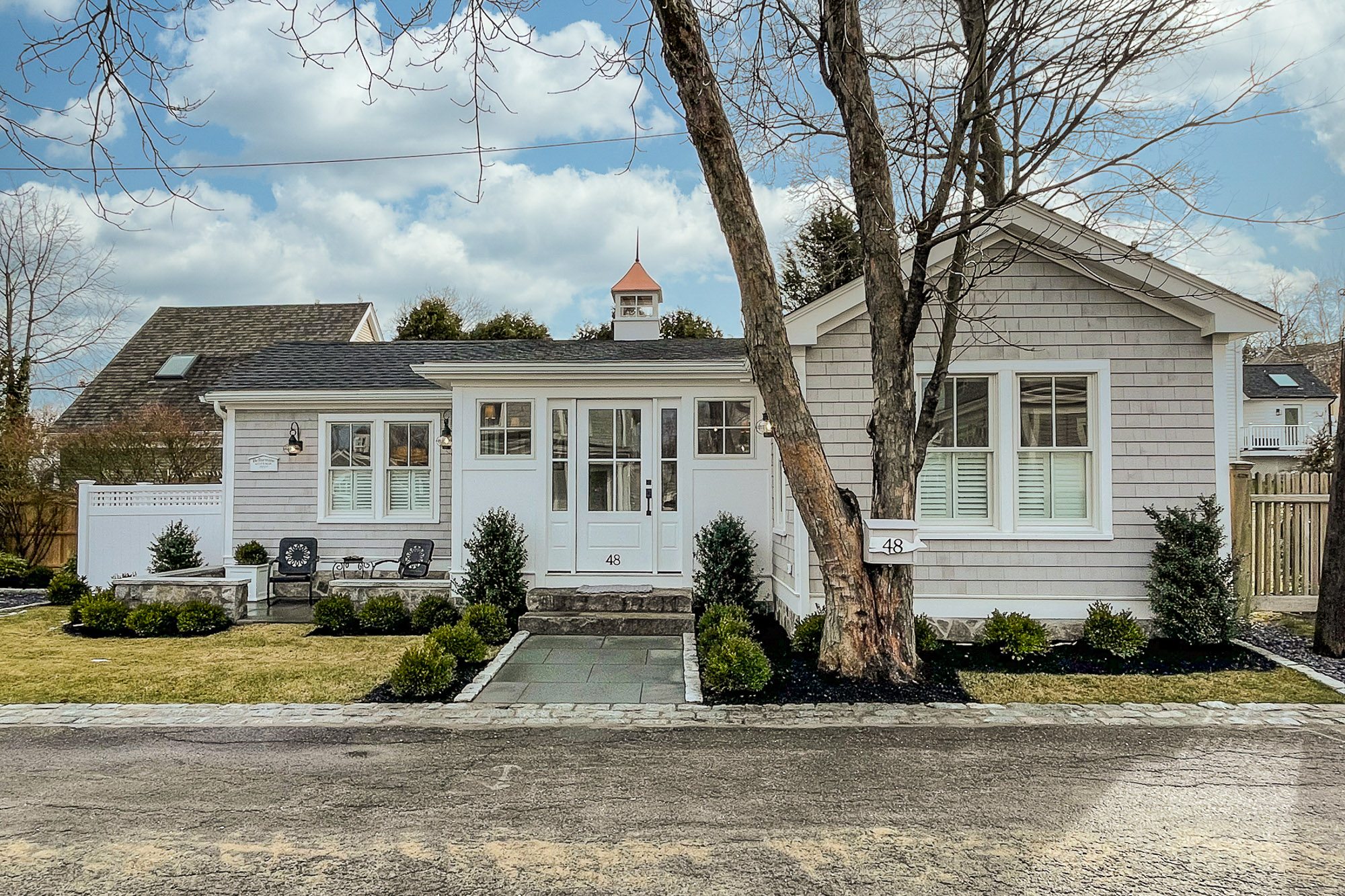 Dean & Hamilton Compass, a full service residential real estate